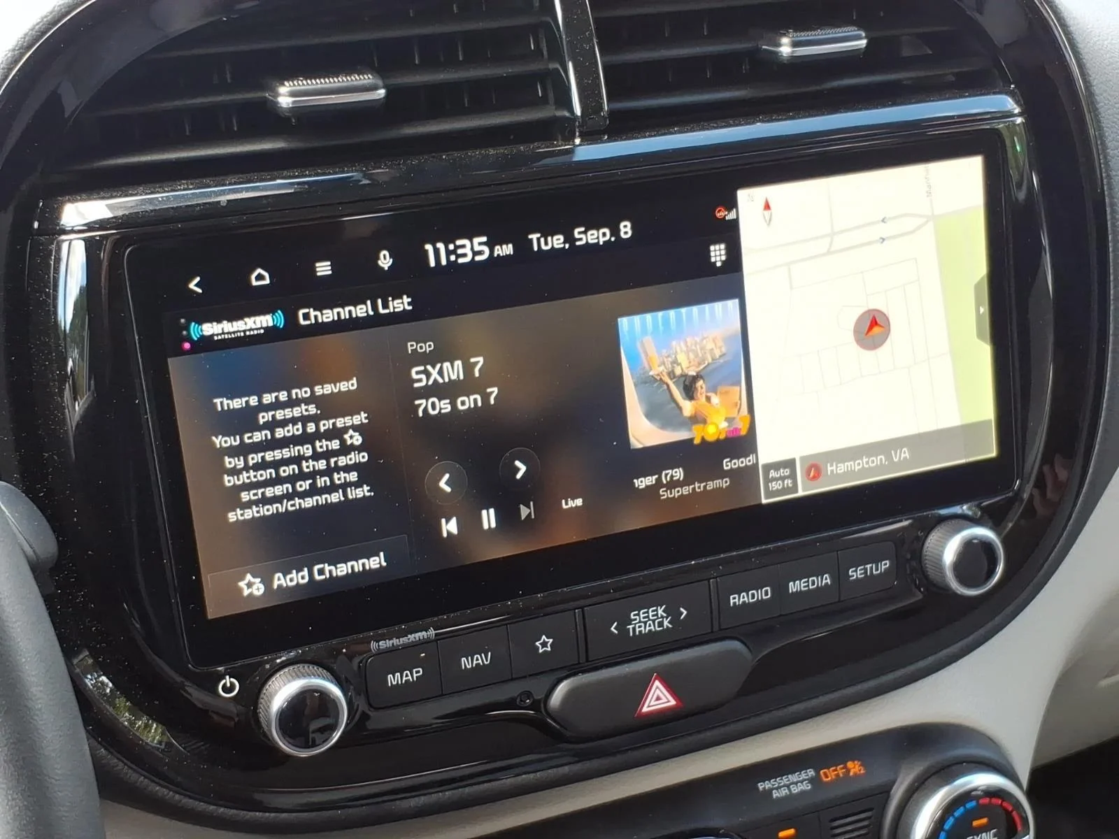 Used 2025 Snow White Pearl Kia EX image 18