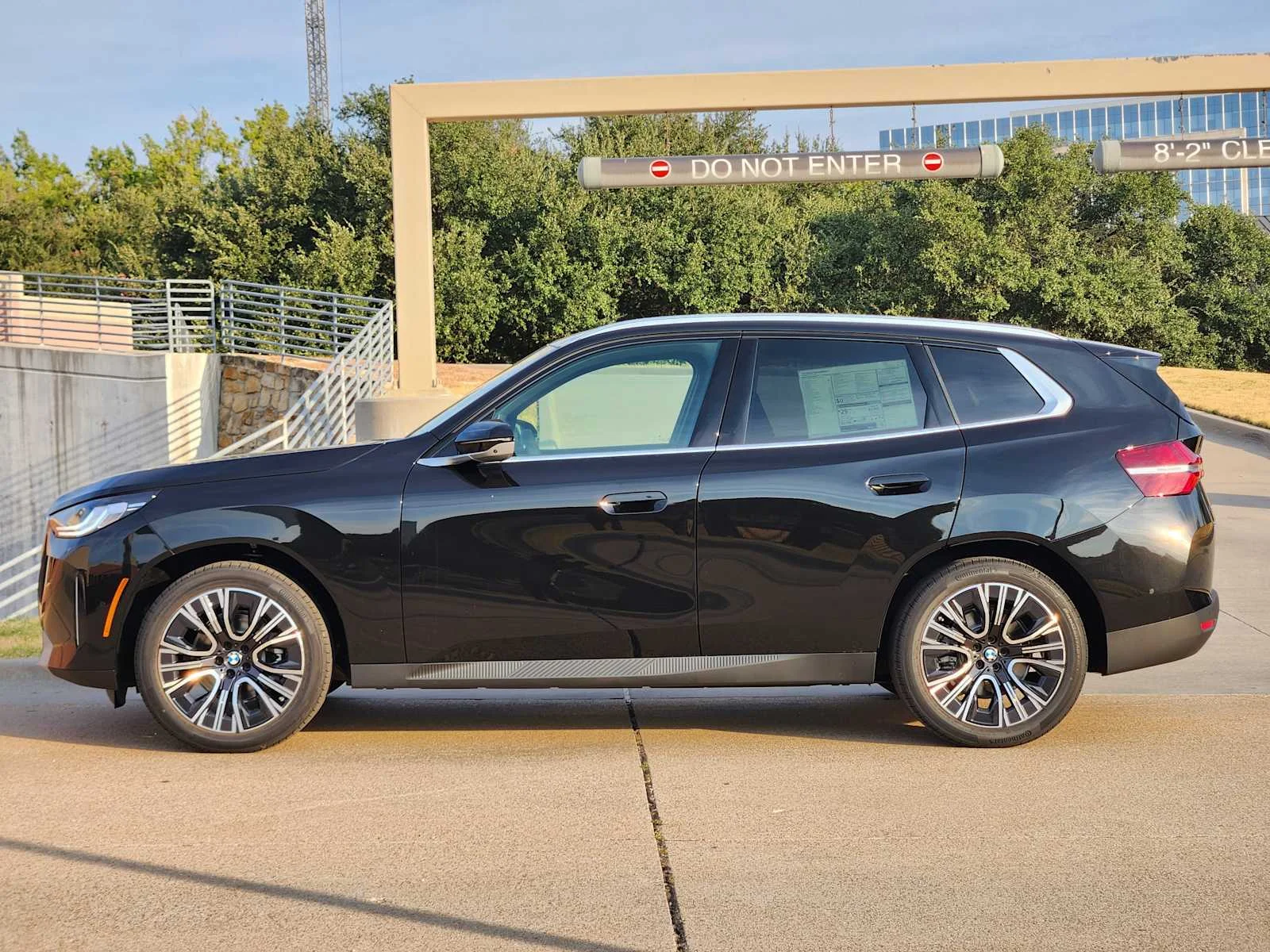 New 2026 Black Sapphire Metallic BMW 30 xDrive image 2