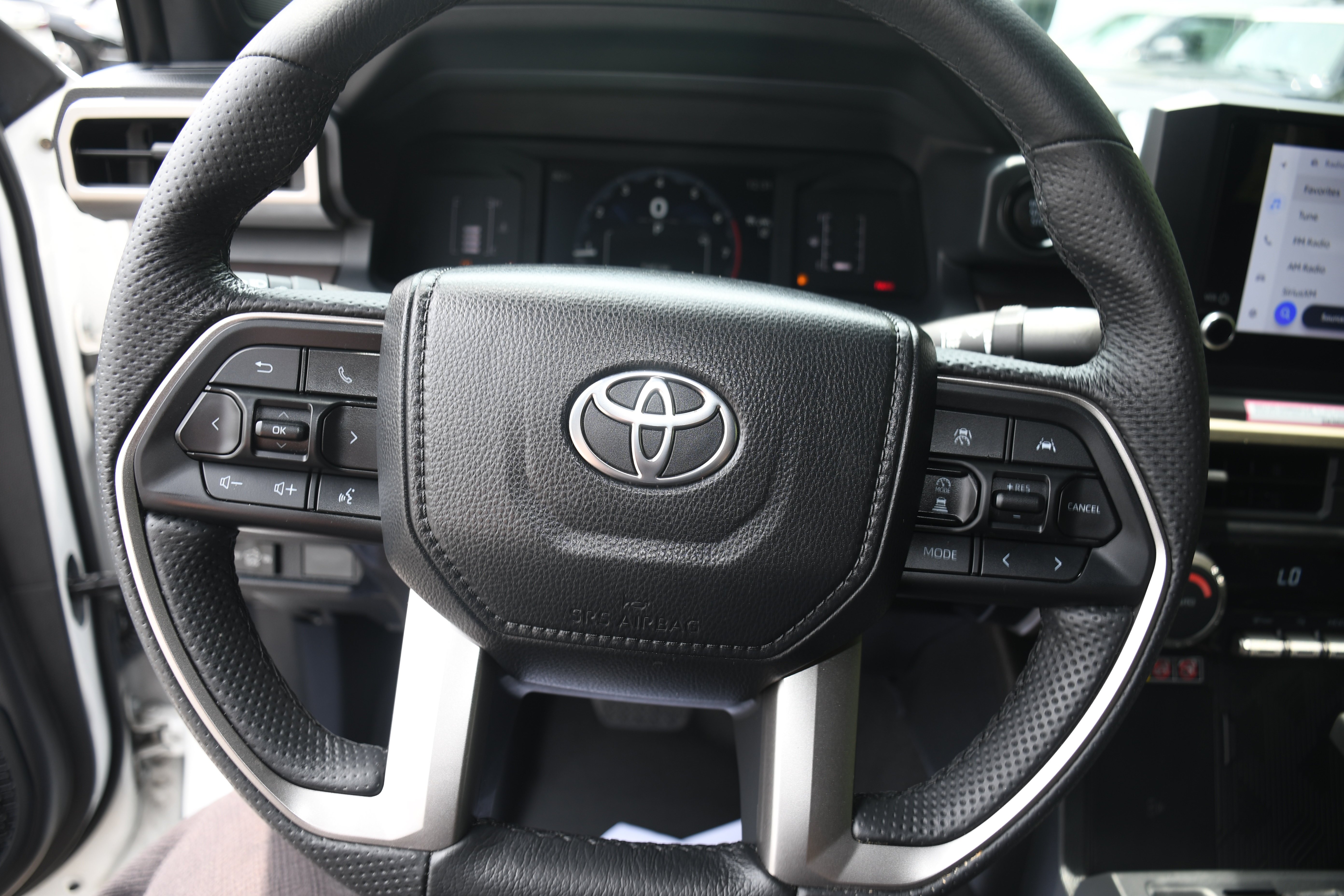 Used 2024 White Toyota SR5 image 12