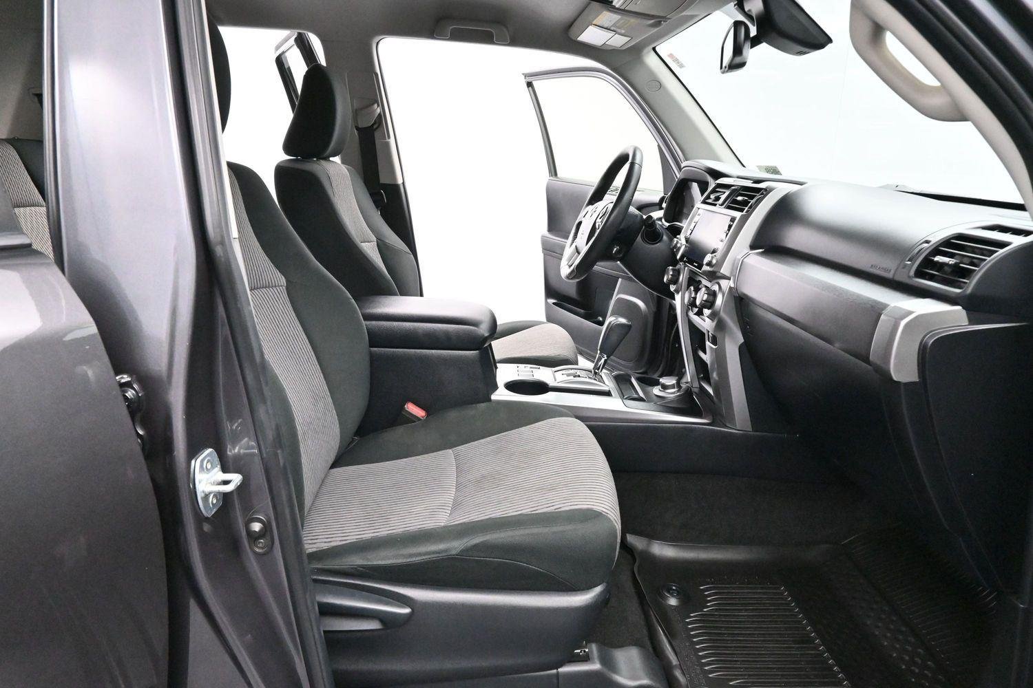 Used 2021 Magnetic Gray Metallic Toyota SR5 image 31