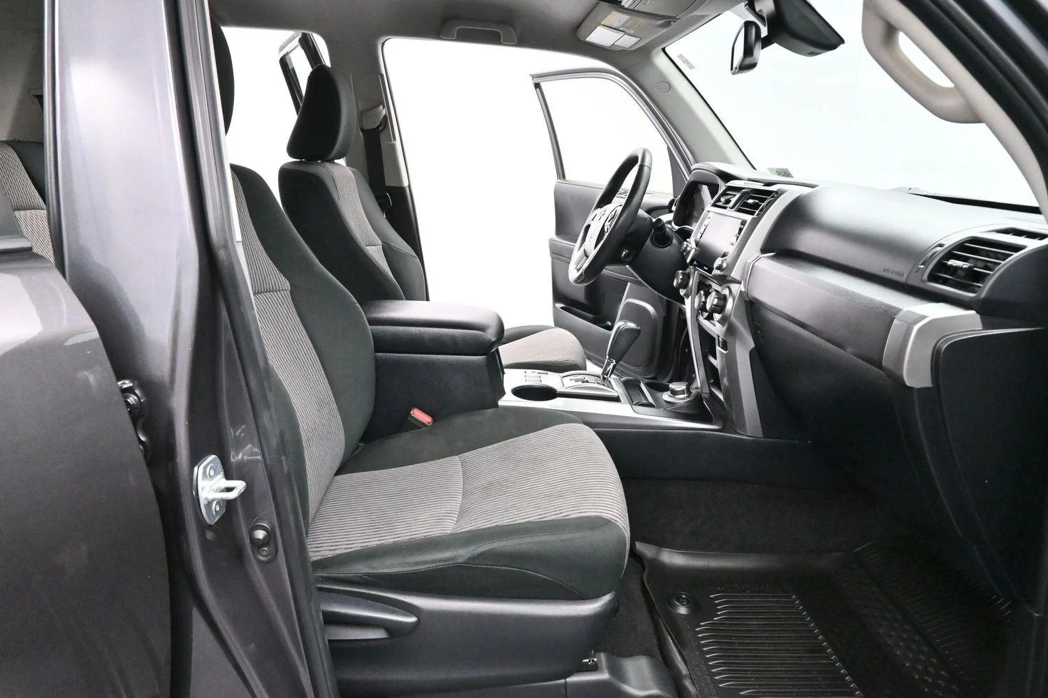 Used 2021 Magnetic Gray Metallic Toyota SR5 image 31