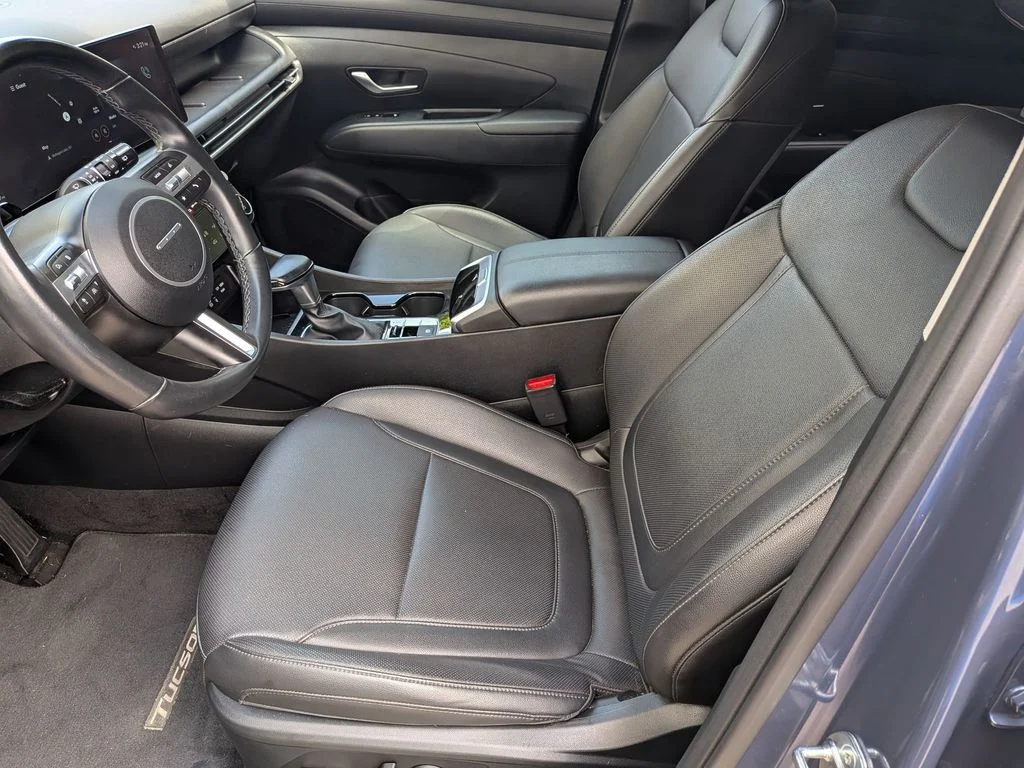 Used 2025 Blue Hyundai SEL Convenience image 11