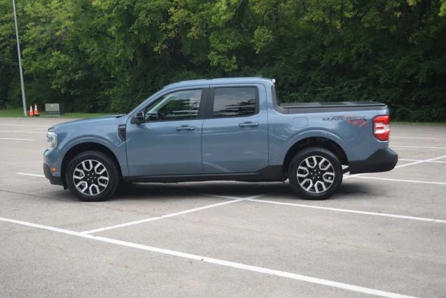 Used 2024 Gray Ford Lariat image 22