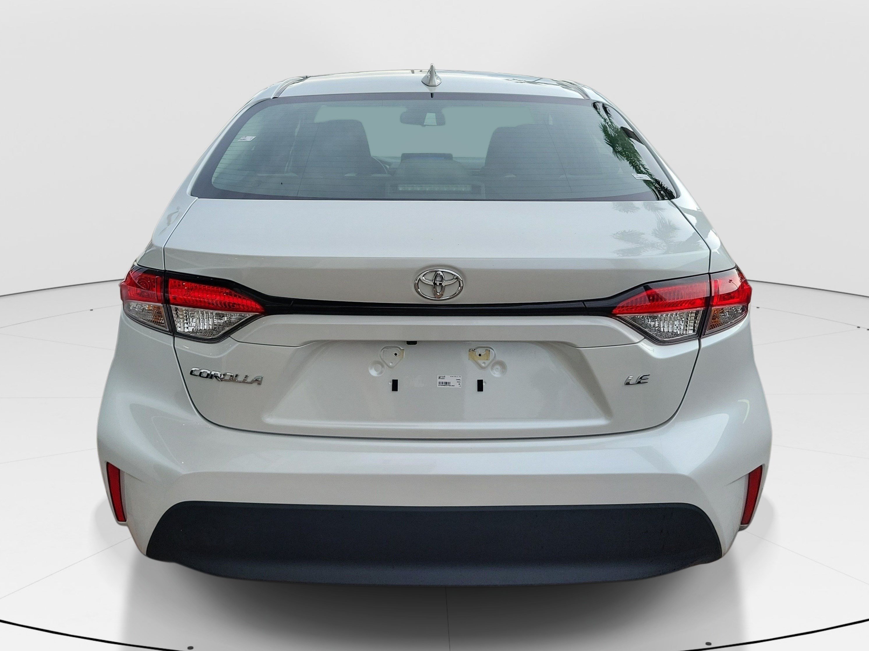 Used 2026 Pearl Toyota LE image 5