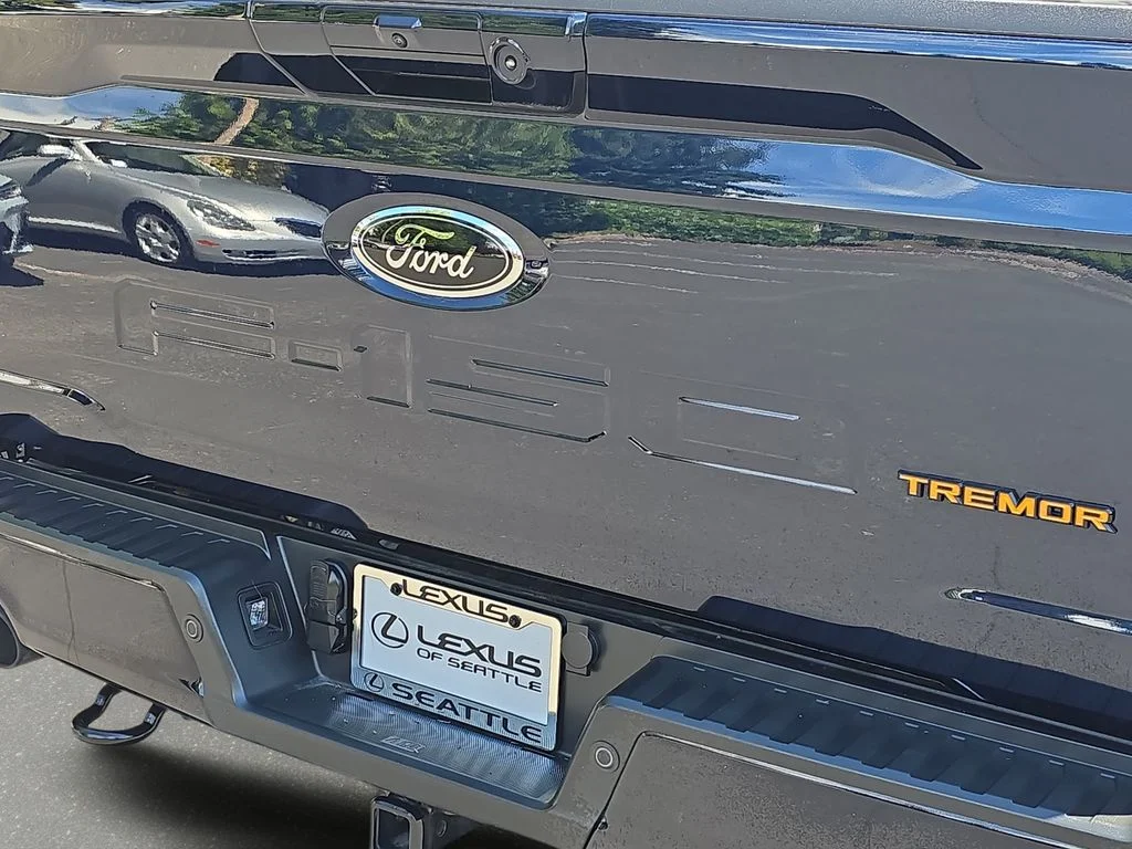 Used 2022 Blue Ford Tremor image 16