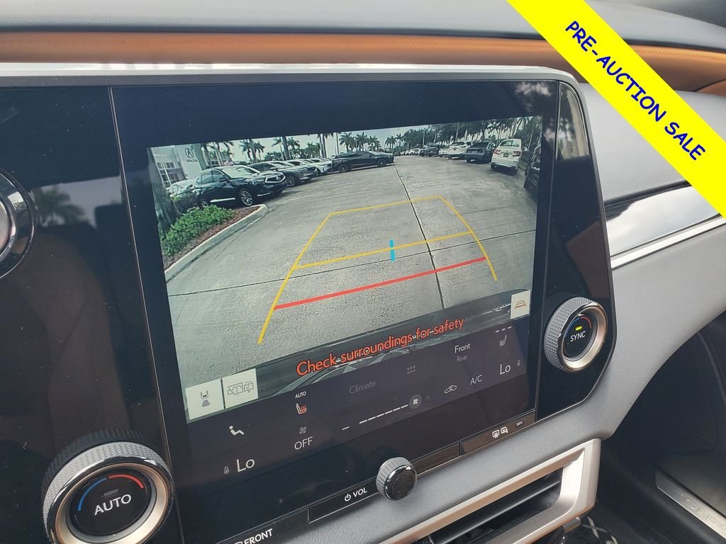 Used 2025 Green Lexus 350 image 28