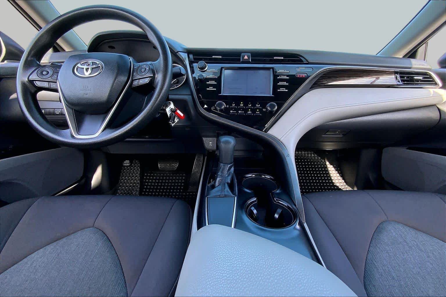 Used 2019 Brownstone Toyota LE image 15