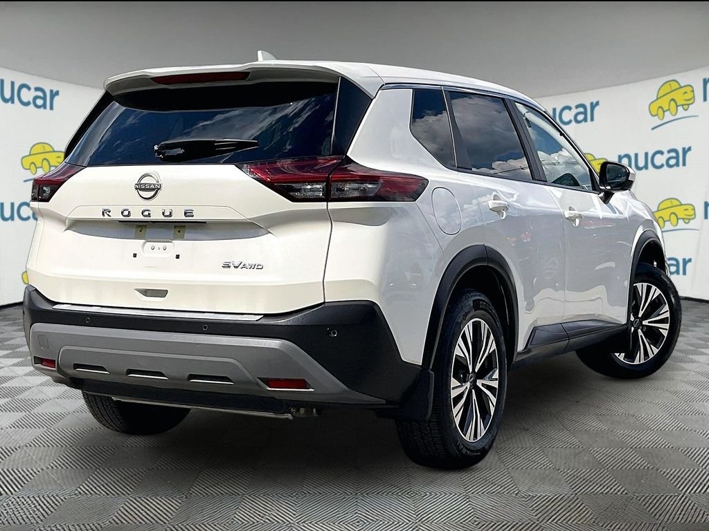 Used 2023 White Nissan SV image 6