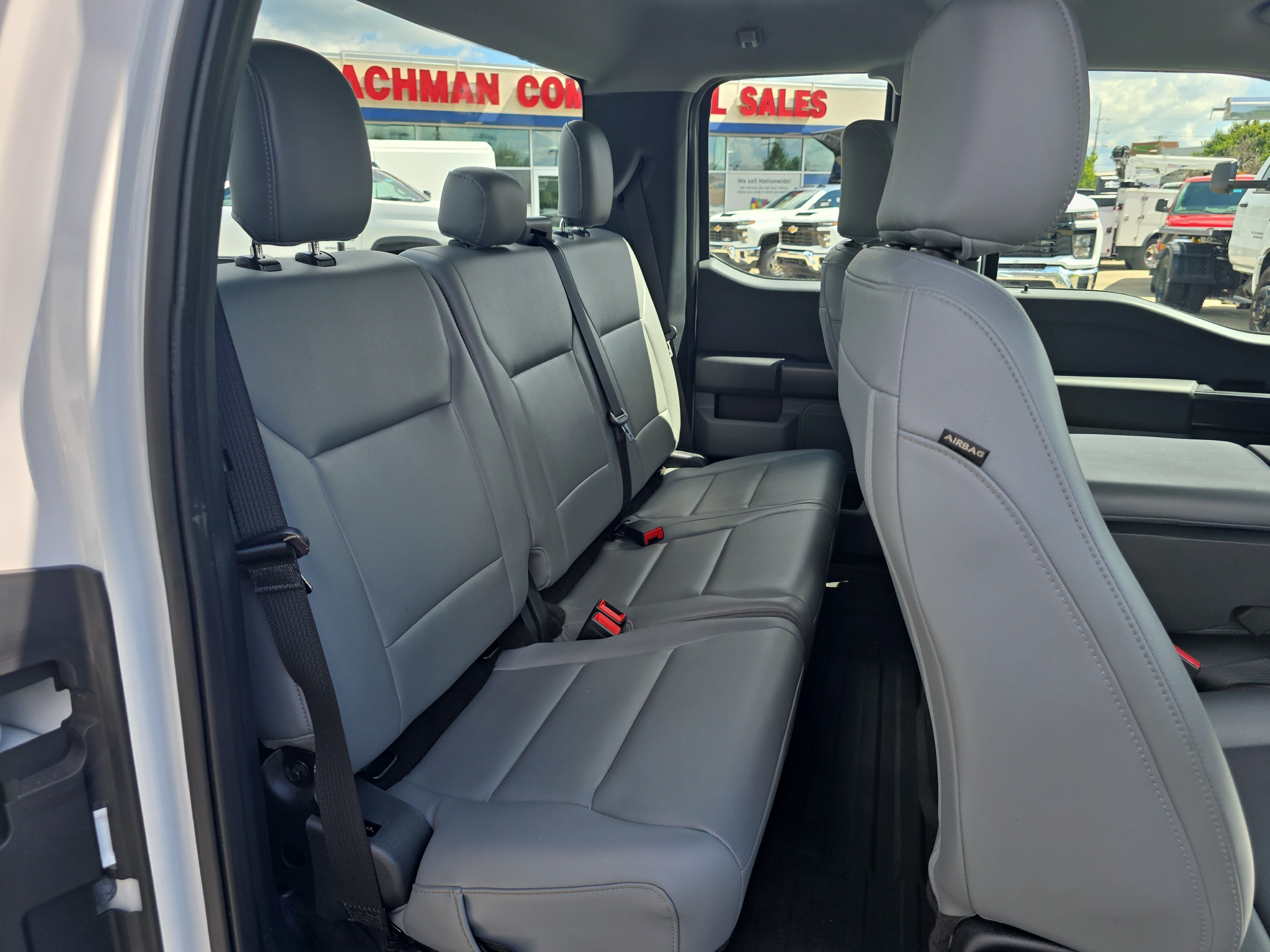Used 2021 Oxford White Ford XL image 6