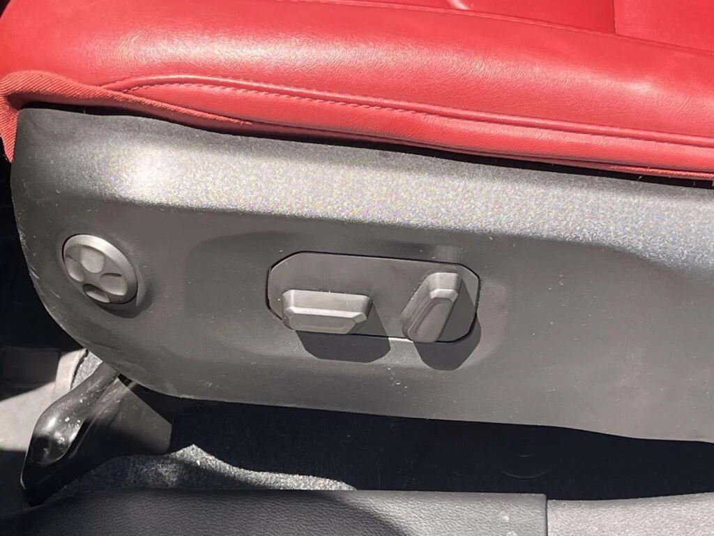 Certified Used 2024 Anvil Clear Coat Jeep Rubicon 392 image 17
