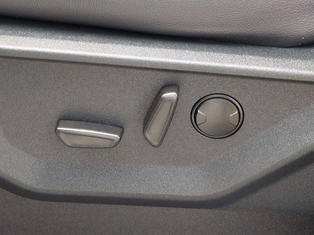 Used 2025 Gray Ford Lariat image 20