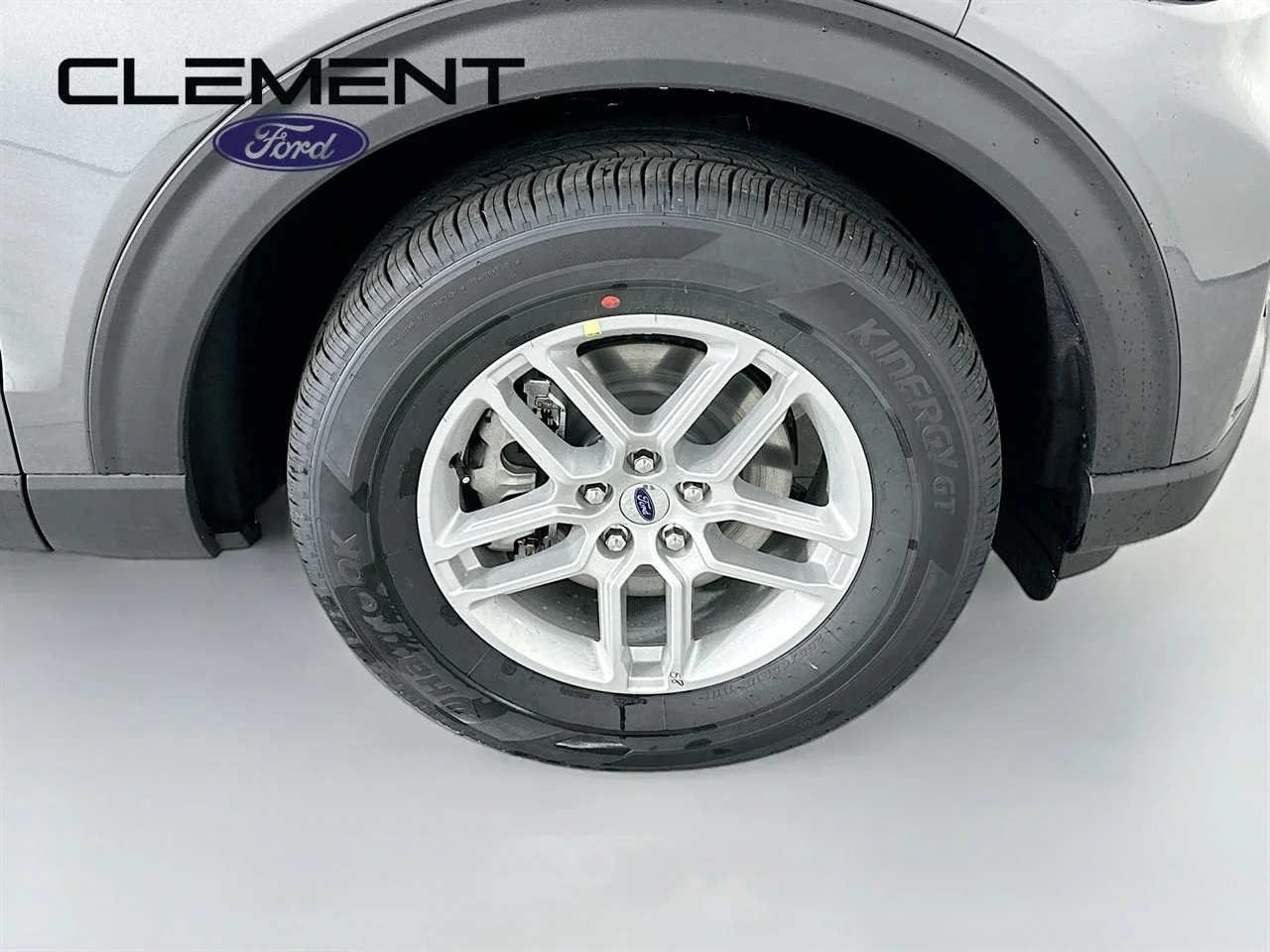 New 2026 Carbonized Gray Metallic Ford Active image 33