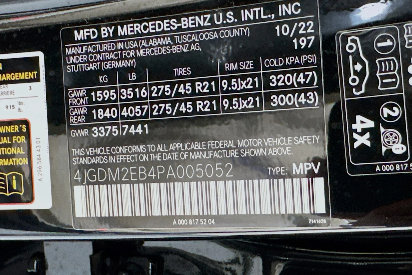 Certified Used 2023 Obsidian Black Metallic Mercedes-Benz EQS 450 image 24