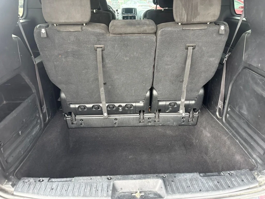 Used 2017 Red Dodge SE Plus image 34