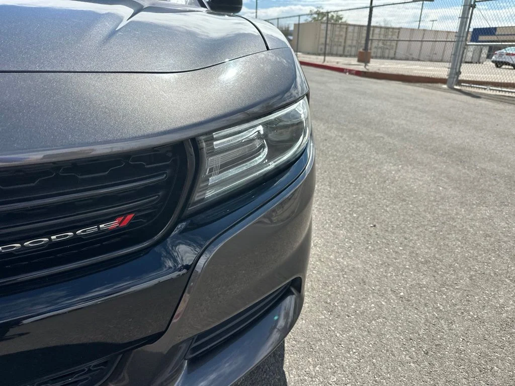 Used 2021 Gray Dodge SXT image 4