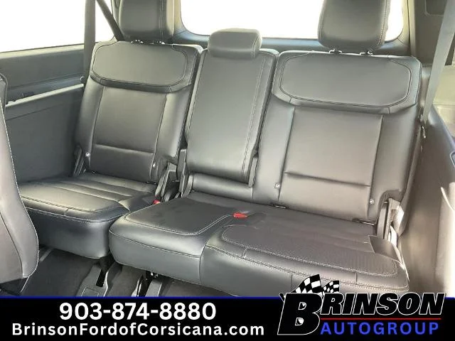 New 2027 Glacier Gray Metallic Tri-Coat Ford MAX Platinum image 26