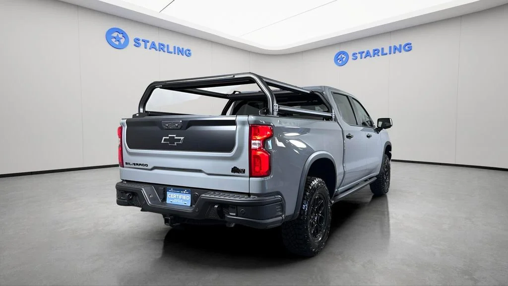 Used 2025 Slate Gray Metallic Chevrolet ZR2 image 8