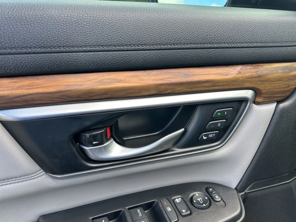 Certified Used 2021  Honda Touring image 38
