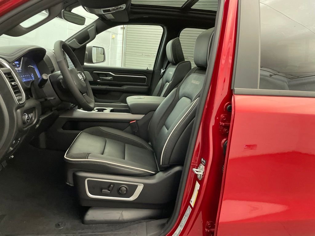 New 2026 Molten Red Pearl-Coat Exterior Paint RAM Laramie image 21