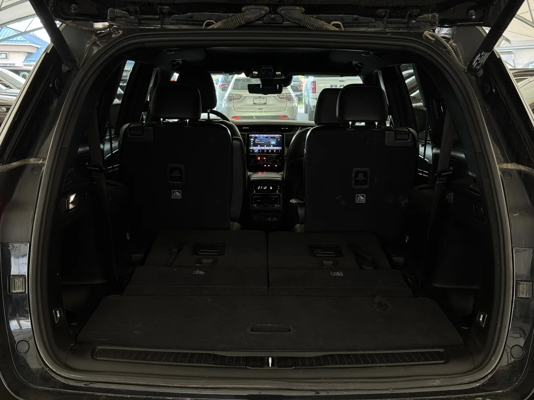 Certified Used 2024 Black Jeep Limited - - 4x4 - Black App Pkg - Pano Sunroof - Luxury Tech II & More! image 29