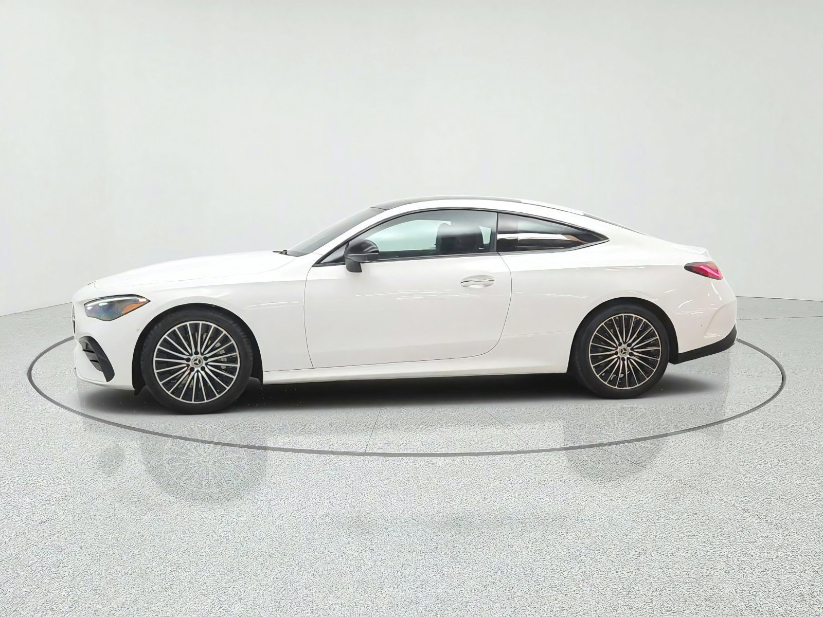 New 2027 Polar White Mercedes-Benz CLE 450 4MATIC® Coupe image 29