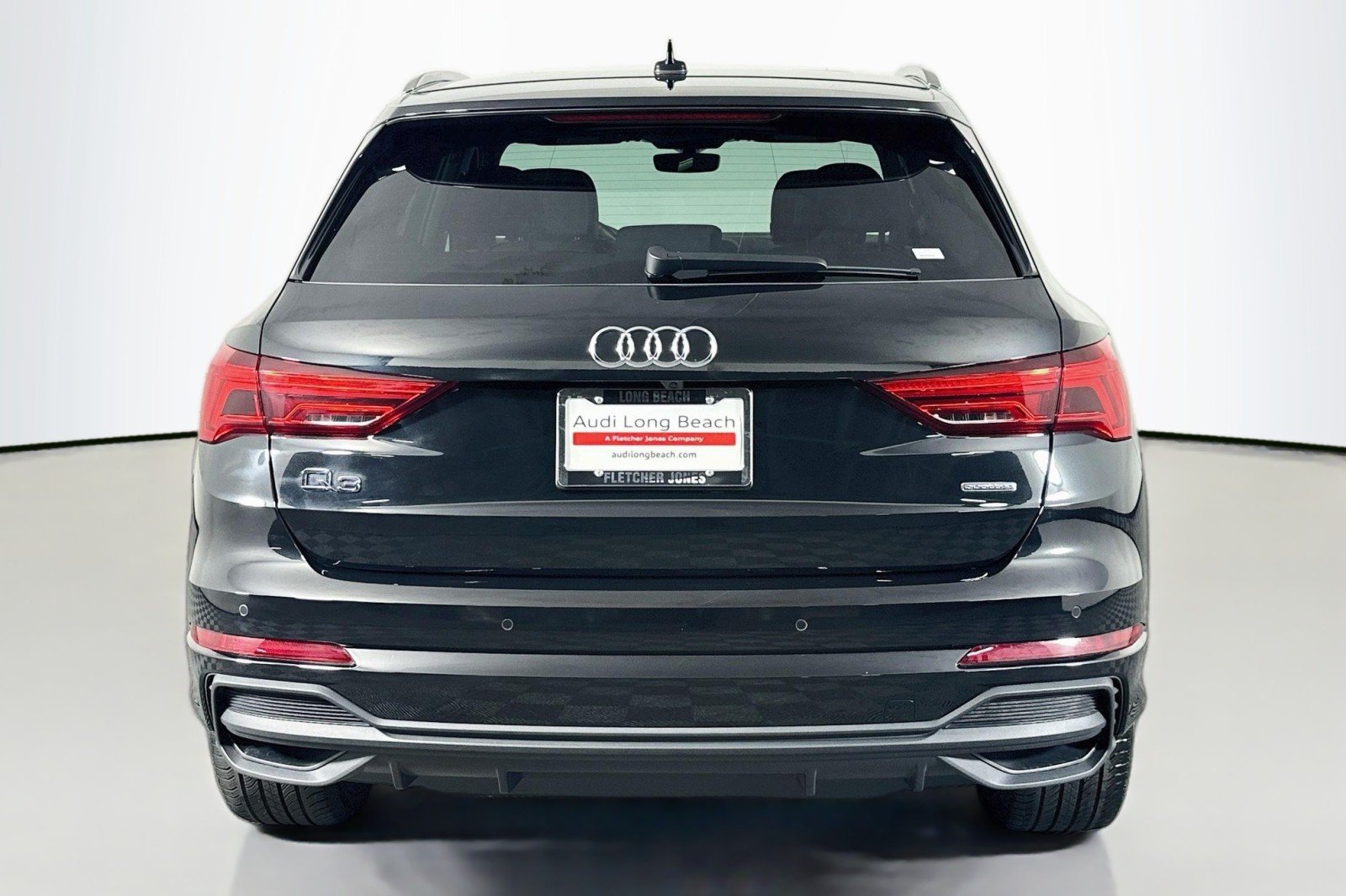 Used 2023 Mythos Black Metallic Audi S line Premium image 3