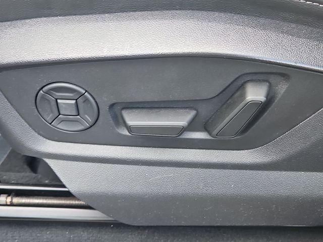 Used 2025 White Audi 55 Premium Plus image 18