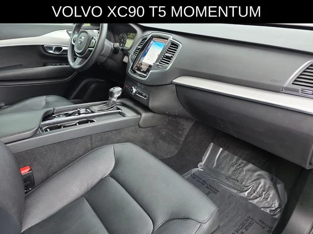 2022 Volvo XC90 Momentum - Photo 9