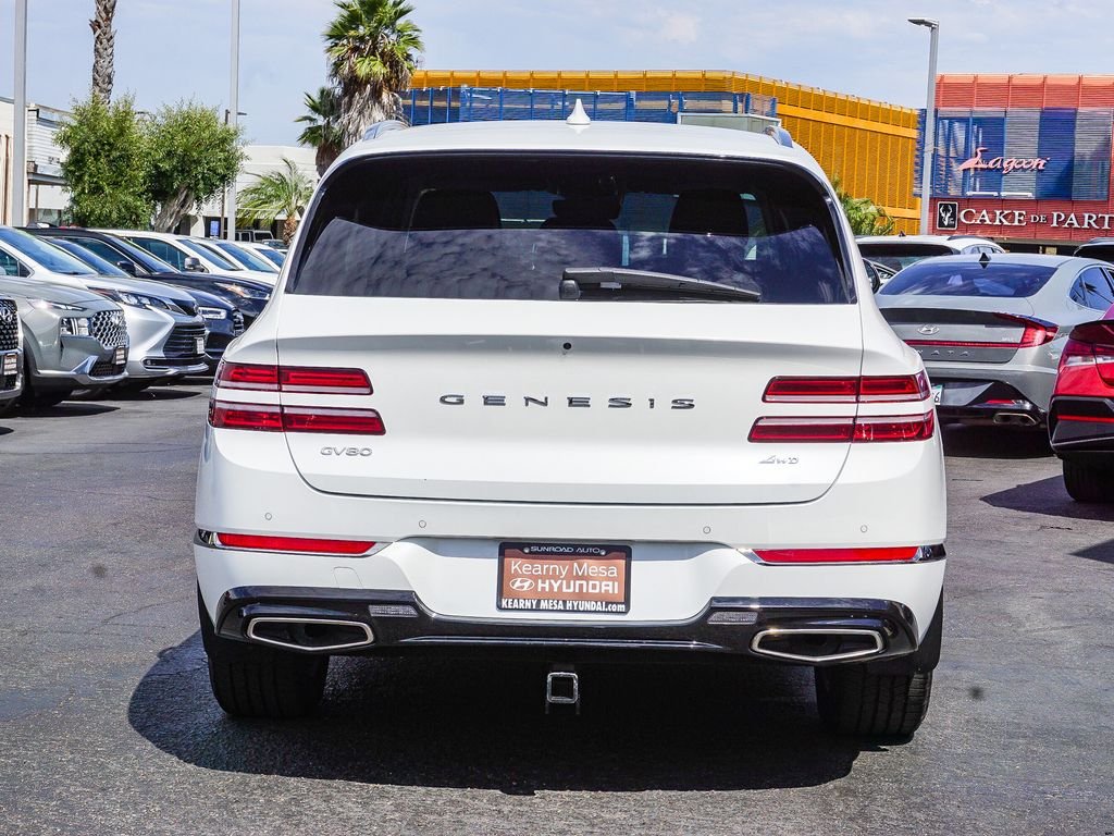 Used 2024 White Genesis 2.5T image 6
