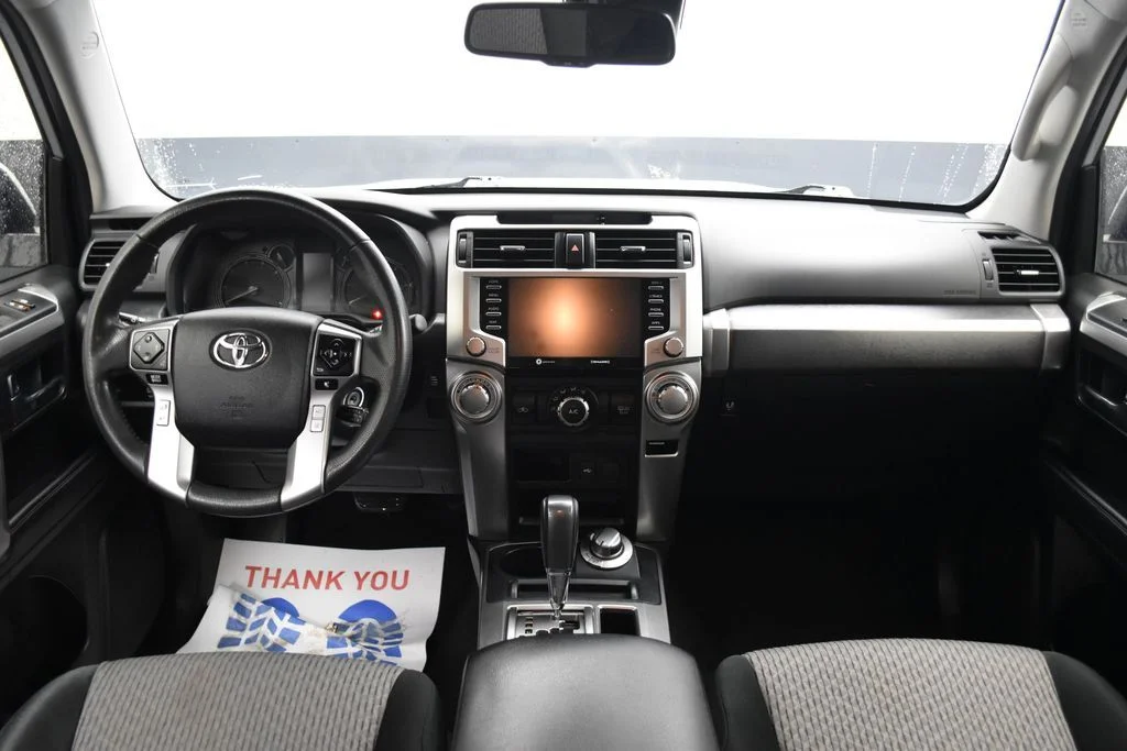 Used 2020 Silver Toyota SR5 image 7