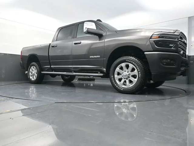 New 2026 Granite Crystal Metallic Clear-Coat Exterior Paint RAM Laramie image 20