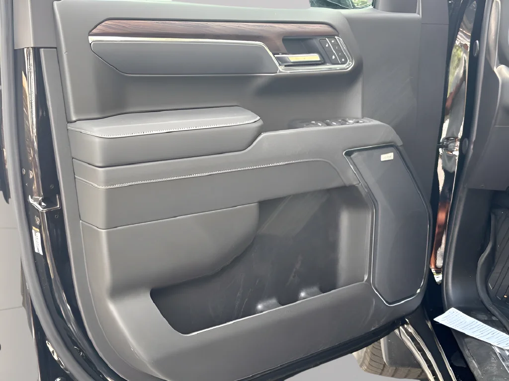2026 GMC Sierra 1500 SLT - Photo 20