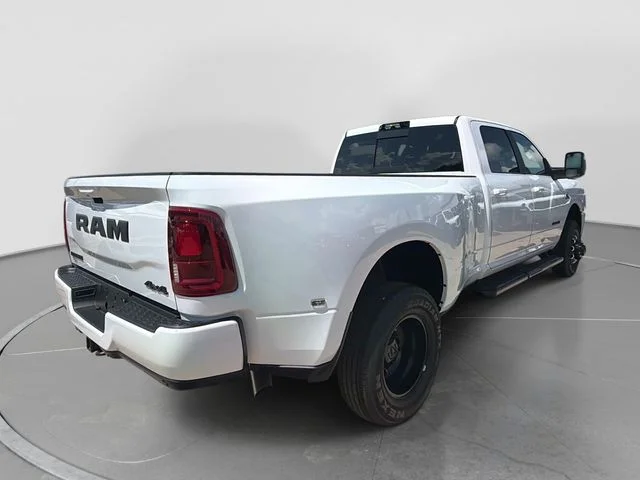 New 2026 Bright White Clear-Coat Exterior Paint RAM Laramie image 4