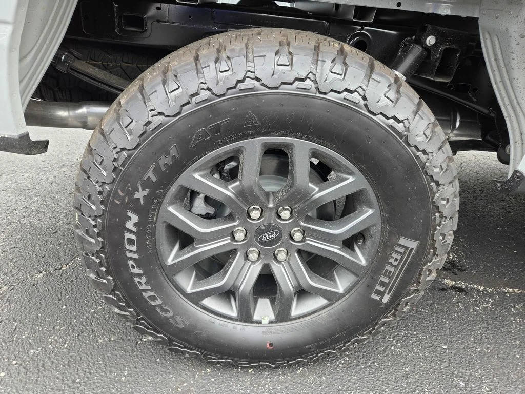 New 2026 White Ford 4X4 CREW TREMOR image 30