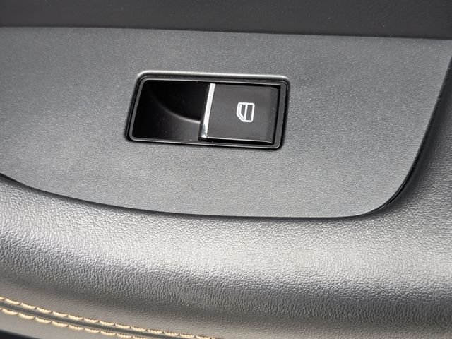 Used 2024 White Mazda Premium Plus image 38