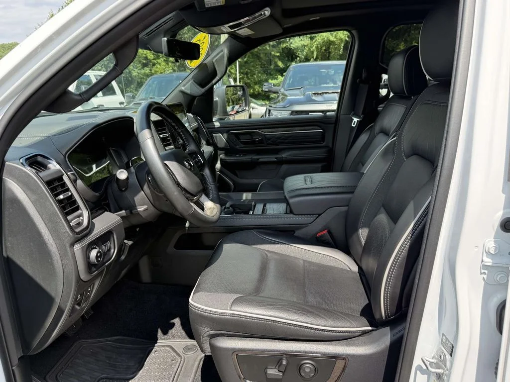 Used 2025 White Ram Limited image 14