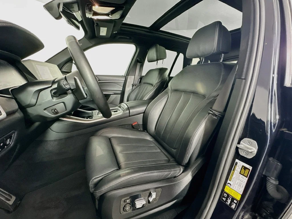 Used 2021 Carbon Black Metallic BMW xDrive40i image 22