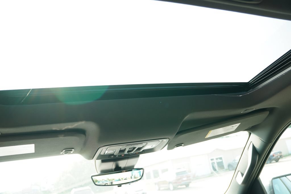 2026 Chevrolet Silverado 1500 High Country - Photo 13