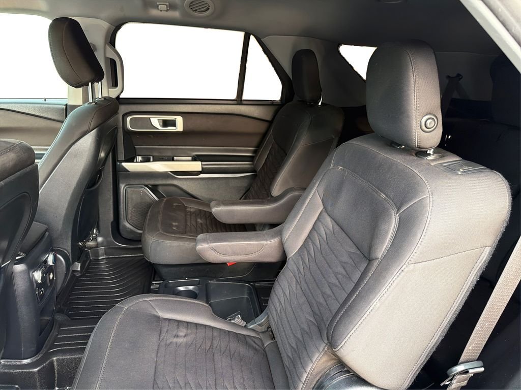 Used 2020 Agate Black Metallic Ford XLT image 11