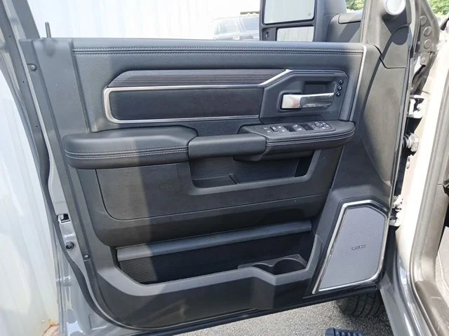 New 2026 Ceramic Gray Clear-Coat Exterior Paint RAM Laramie image 50