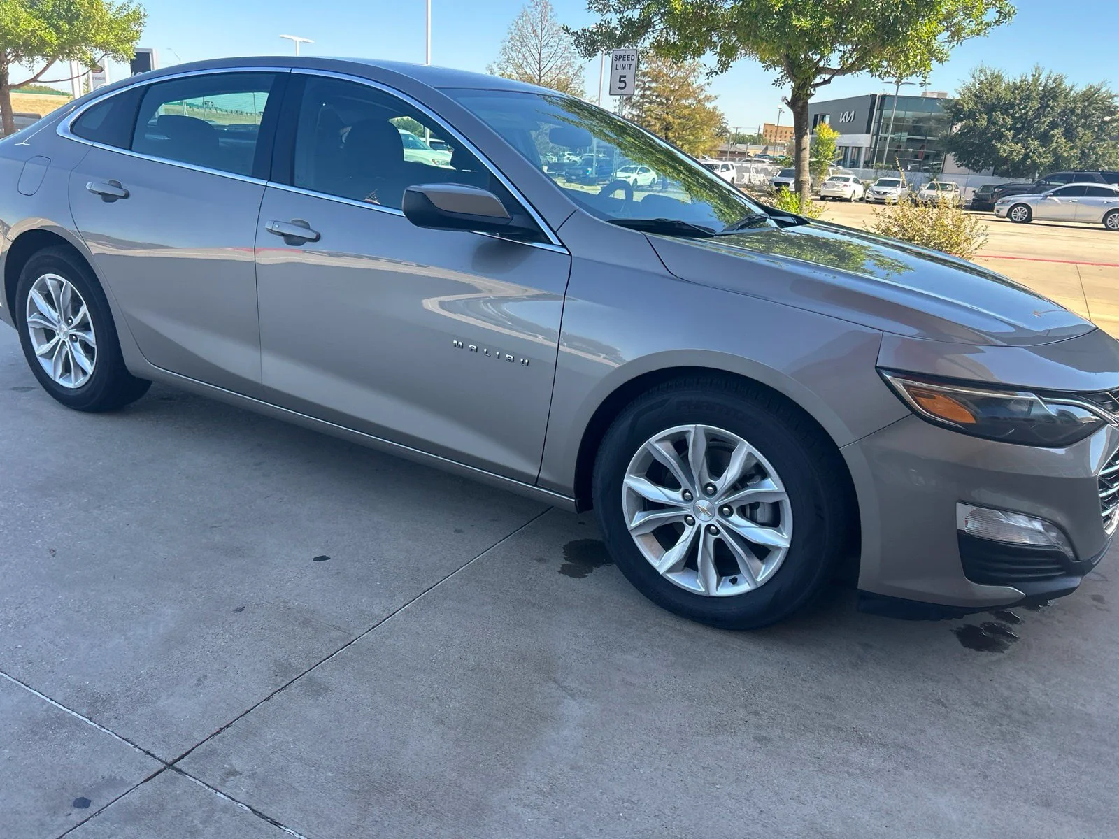 Used 2024 Gray Chevrolet LT image 4