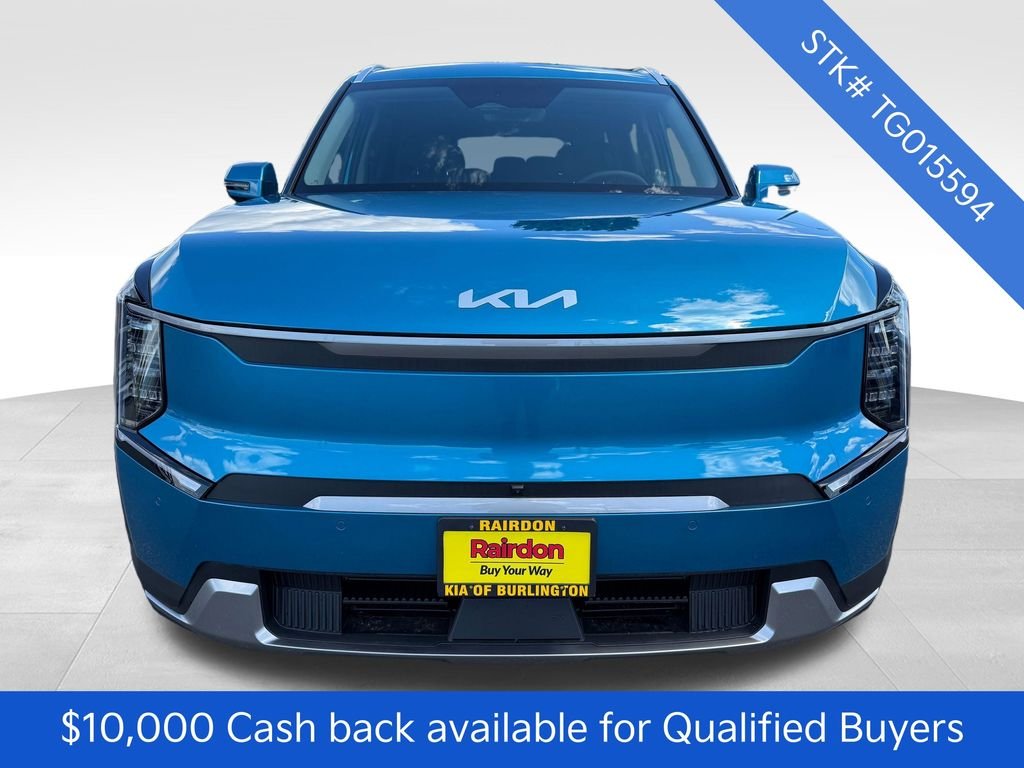 New 2026 Ocean Blue Kia Wind AWD image 2