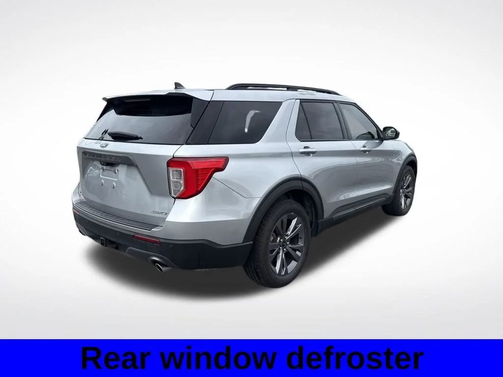 Used 2023 Silver Metallic Ford XLT image 4