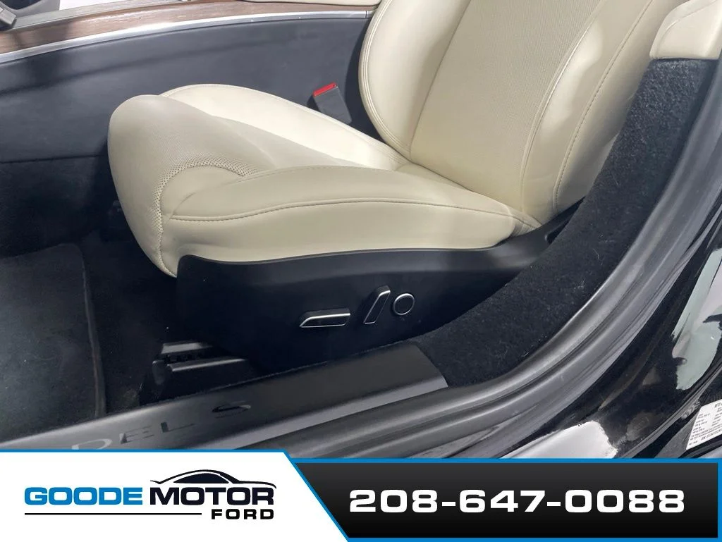Used 2022 Black Tesla Base image 11