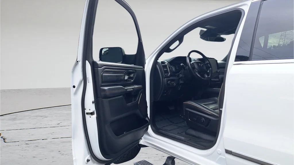 Used 2022 White Ram Limited image 9