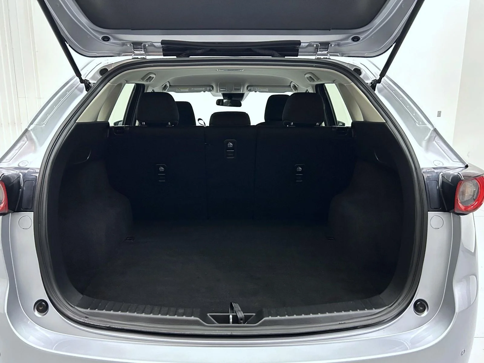 Used 2019 Silver Mazda Sport image 21