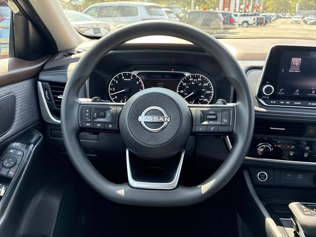 Used 2023 Gray Nissan S image 16