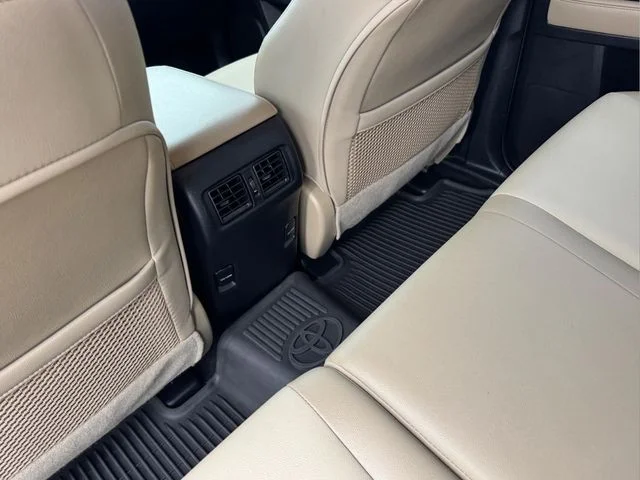 Used 2017 Gray Toyota SR5 Premium image 12