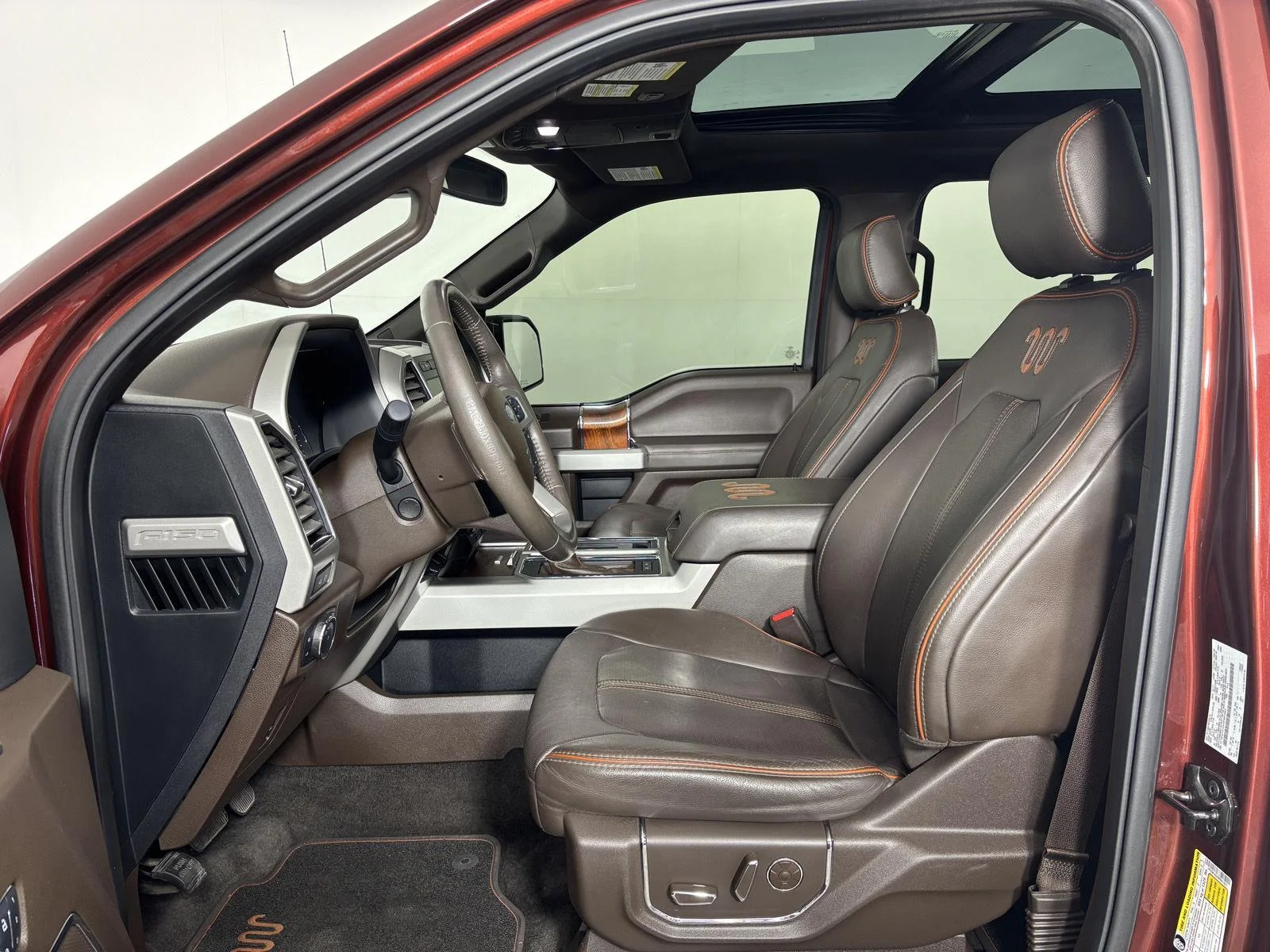 Used 2017 Bronze Fire/Caribou Ford King Ranch image 12