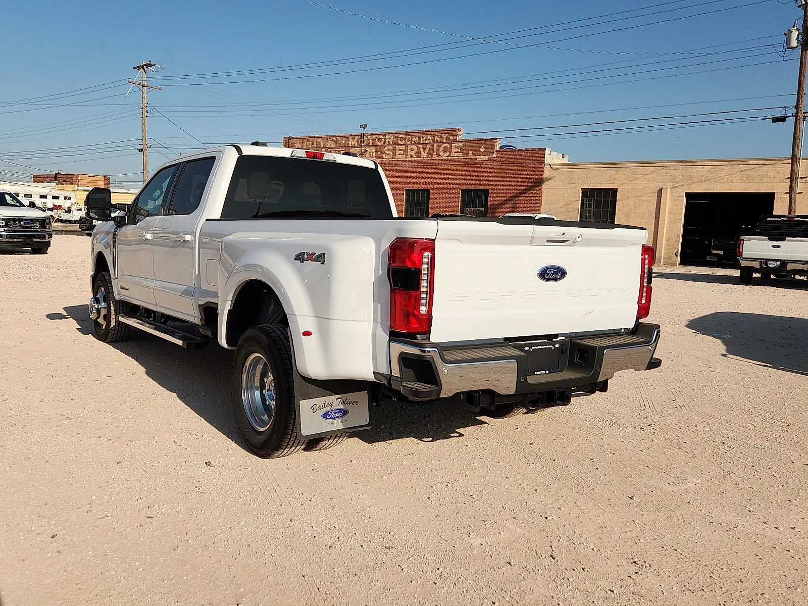 New 2026 Oxford White Ford Lariat image 5